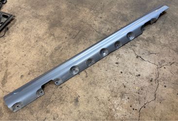 DRIVER SIDE SKIRT ROCKER PANEL BMW E46 330i 325i