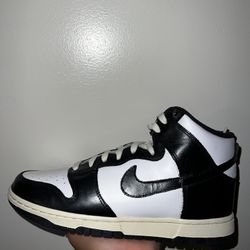 Nike Dunk High Vintage Black