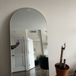Two mirrors