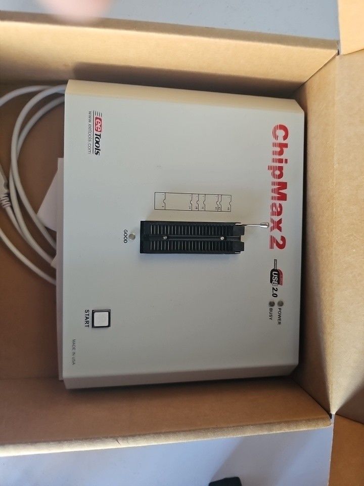 Mint! eeTools ChipMax2 Universal Programmer USB 2.0 incl. Accessories