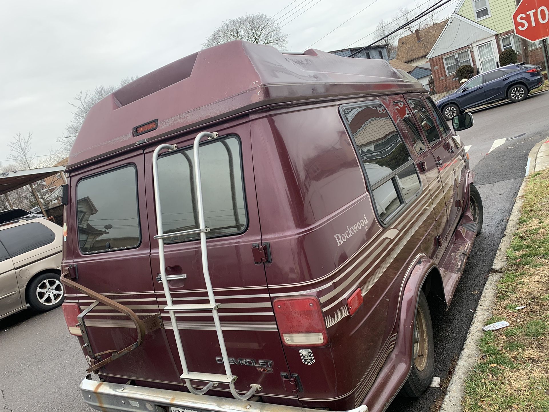 1995 CHEVY G20  133,000 MILES