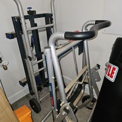 Bosch Collapsible Stand for Table Saw