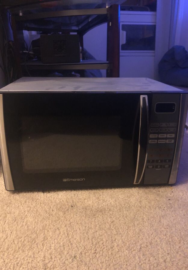 !!!!Emerson Microwave!!!!