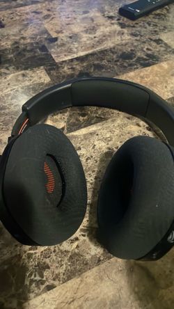 JBL HEADPHONES