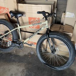 26x4.0 Fat boy Tires Mongoose All Terrain Bike 