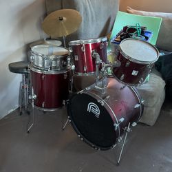 Percussion Plus 5 Piece Drumset