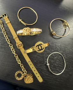 Bracelet's Accesories