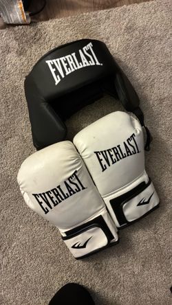 Boxing gloves