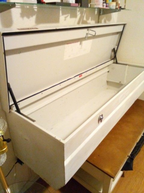 Weather Guard Chest ToolBox White Steel 62X20X19.25