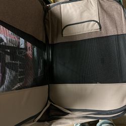 XL enclosed dog playpen 