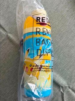 Pokemon x Owala Pikachu 16 fl oz Stainless Steel Freesip Water Bottle