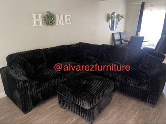 Sectional sofa with ottoman