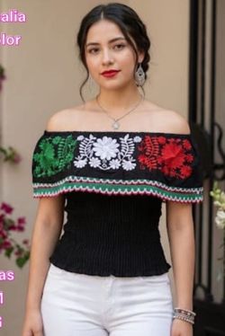 Variedad de Blusas Méxicanas - Variety of Mexican Blouses