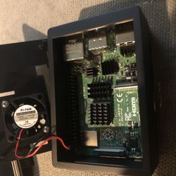 Raspberry PI 4B W/ Screen And Case