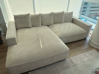 Couch/Sectional