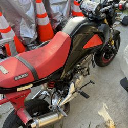 Tao Tao Hellcat ( Grom Clone)