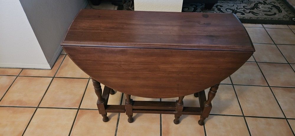 Antique Early American DROP LEAF TABLE