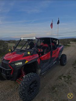 2019 rzr 1000xp4