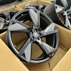 ORIGINAL 22" 5 SPOKE STAGGERED FORGED WHEELS 2026 JAGUAR F PACE SVR FACTORY OEM