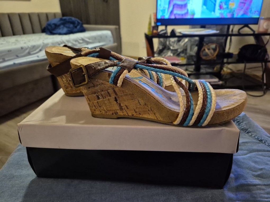Sketchers Size 7.5 Wedge