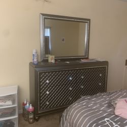 Two Bedroom sets $400 for each Headboards Dressers Night stands and Mirrors 