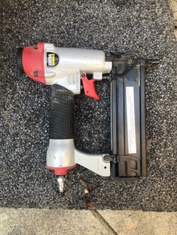 Pin nailer