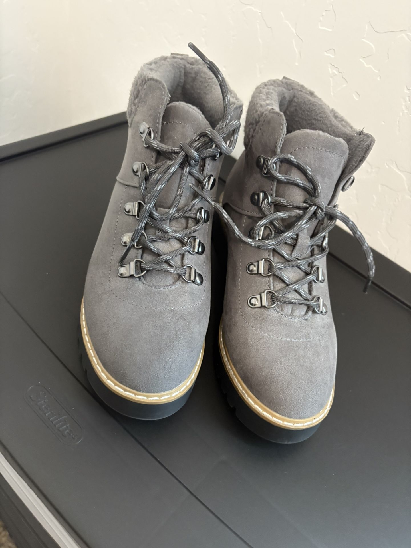 Women’s Gray Boots
