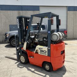 Nissan Forklift 