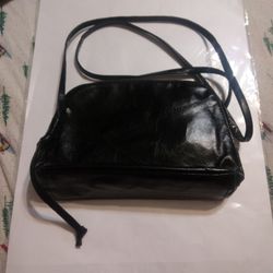 HOBO The Original Black Leather Shoulder Bag Use