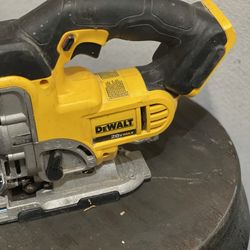 Dewalt jig Saw - DCS331