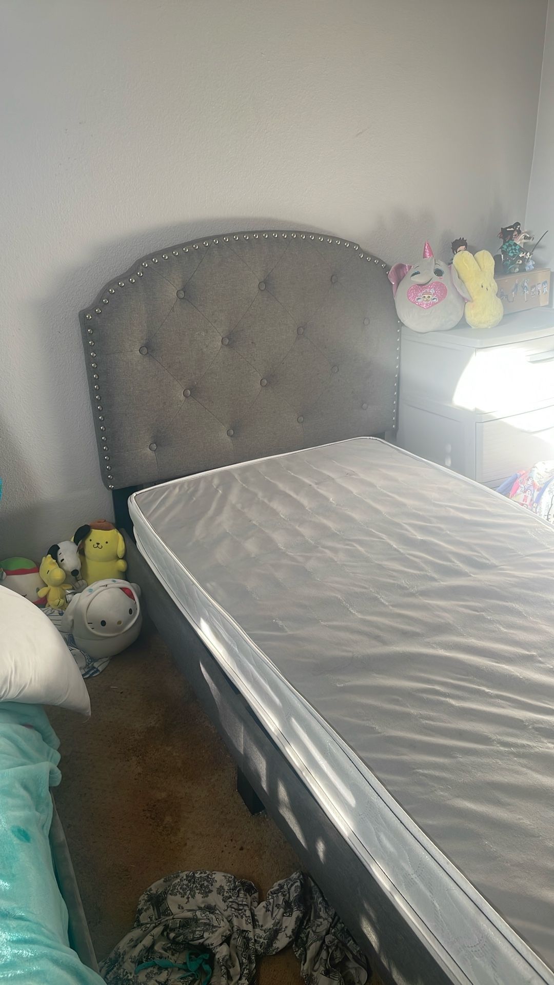 Twin Bed