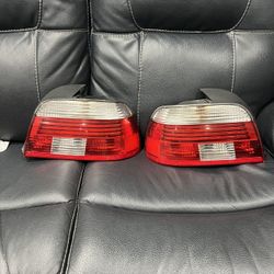 E39 M5 Tail Lights Oem