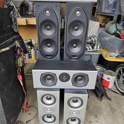 6 PolkAudio Speakers 