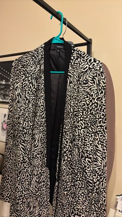 Size 0 Plus Size Torrid Leopard Blazer