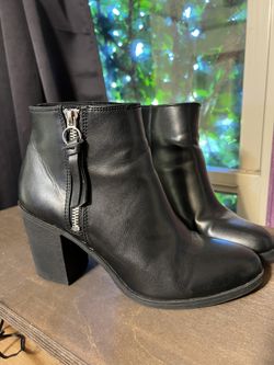 Black Leather Ankle Boots Size 8.5 