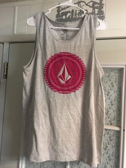 new VOLCOM tank $7 obo