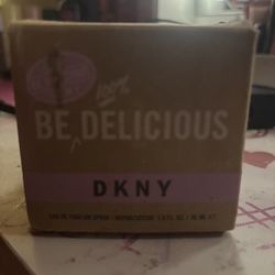 DKNY Perfume