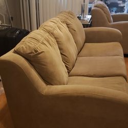 Sofa-Bed Couch ASHLEY Furniture great condition 