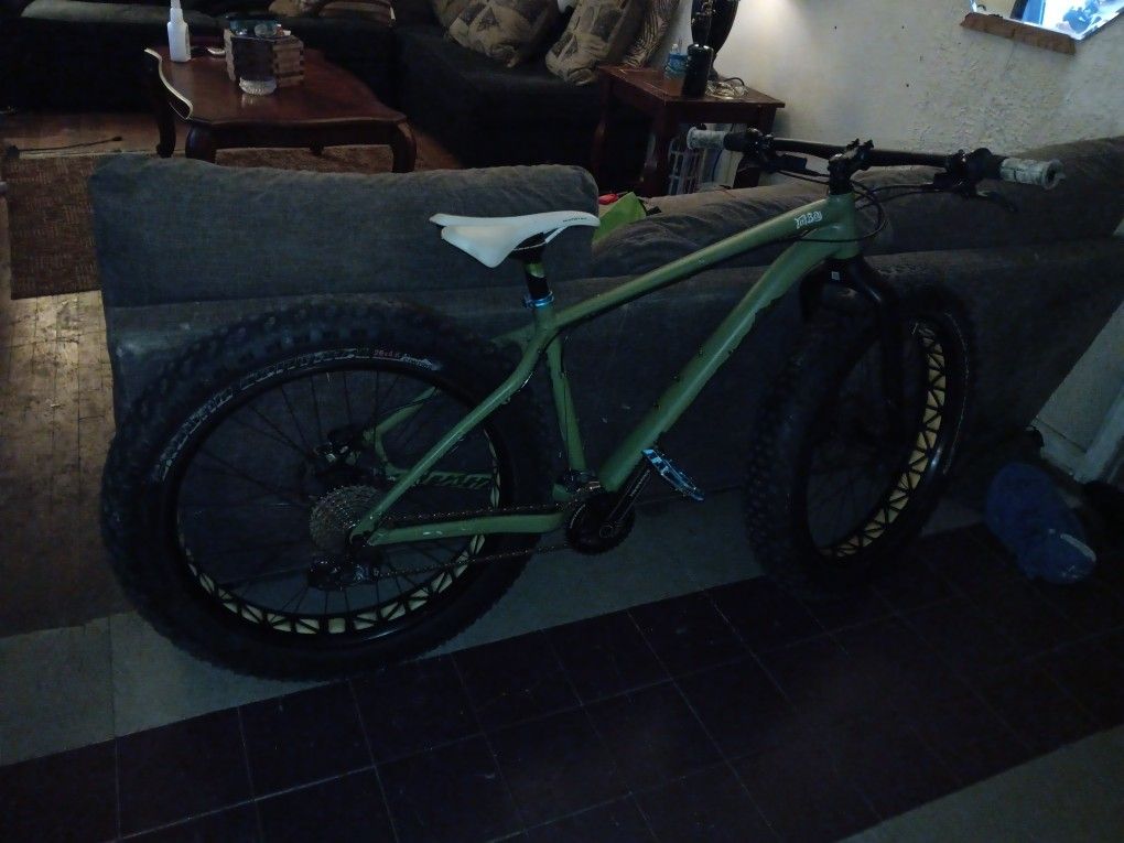 SPECIALIZED FATBOY BIKE