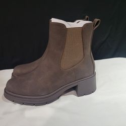 Cliff By White Mountain Women's Boots