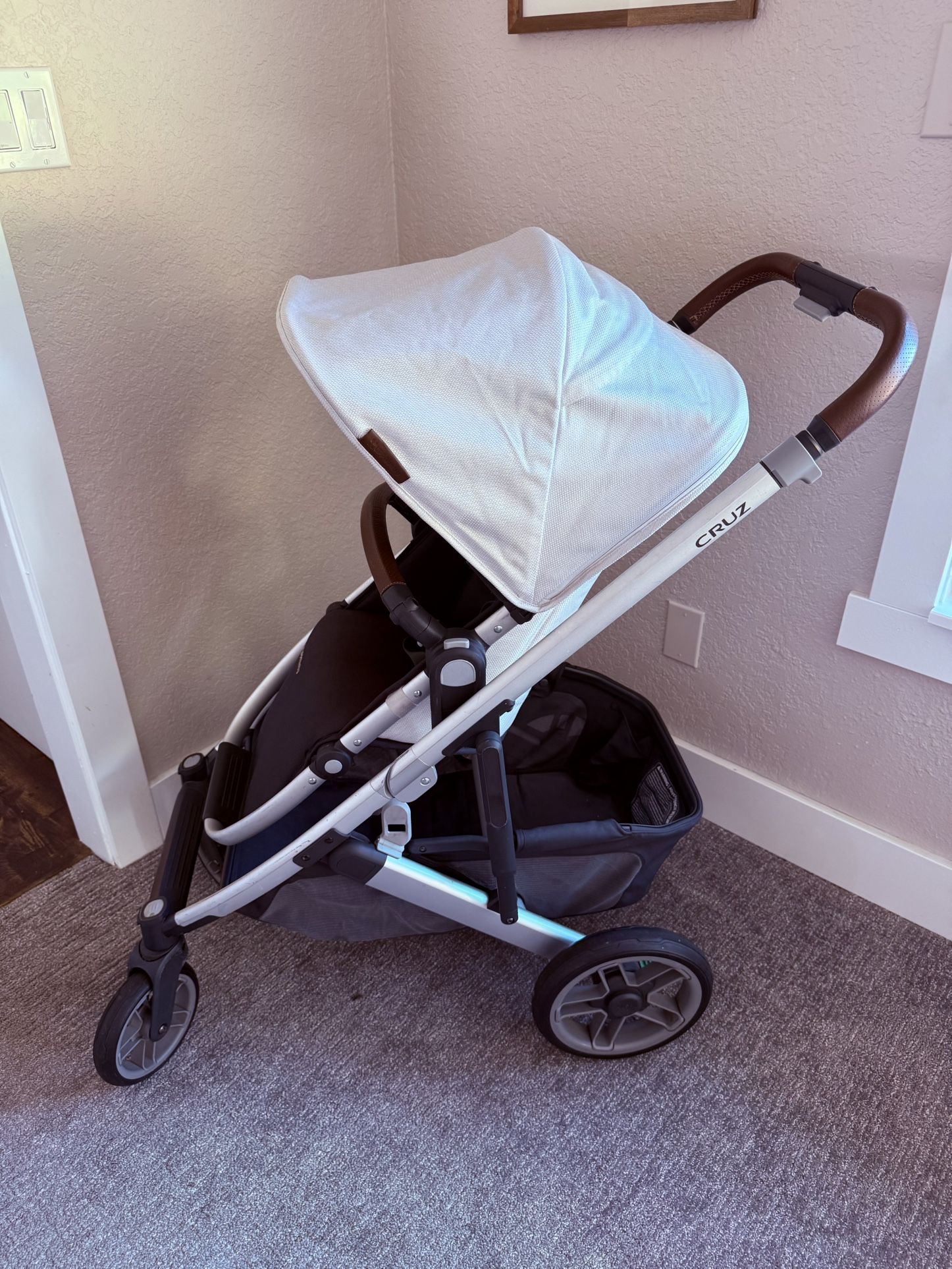 Pending: UPPAbaby Cruz v2 Luxury stroller