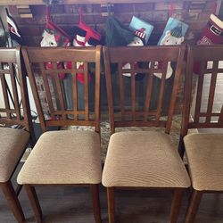 4 Dining Chairs 