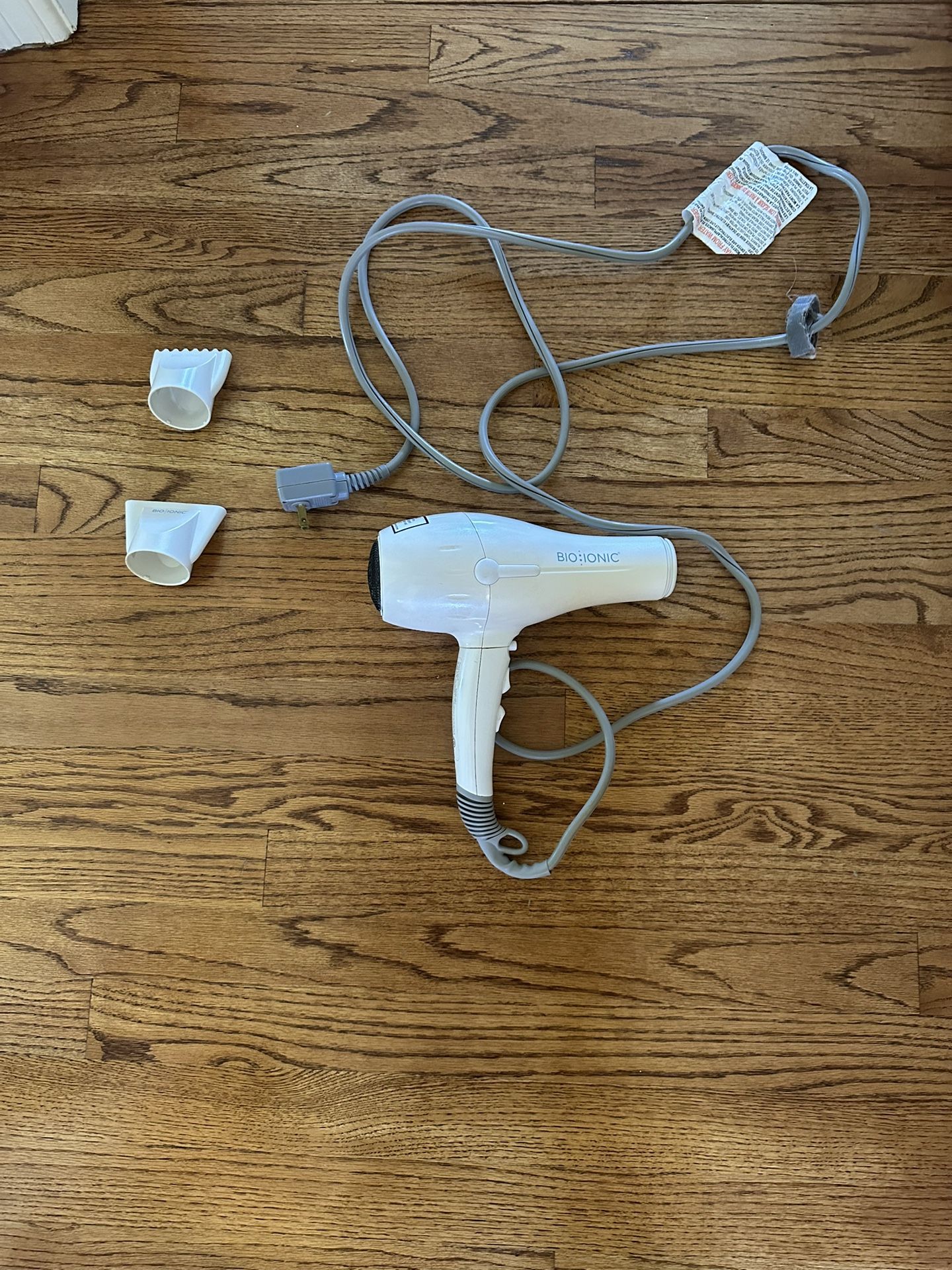 Bionic Powerlite Hairdryer With All Attachments