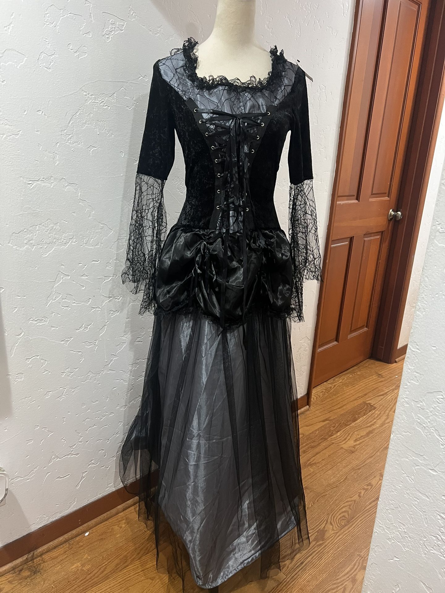 Gothic Vampire Witch Halloween Dress โ Victorian Corset Style โ Small