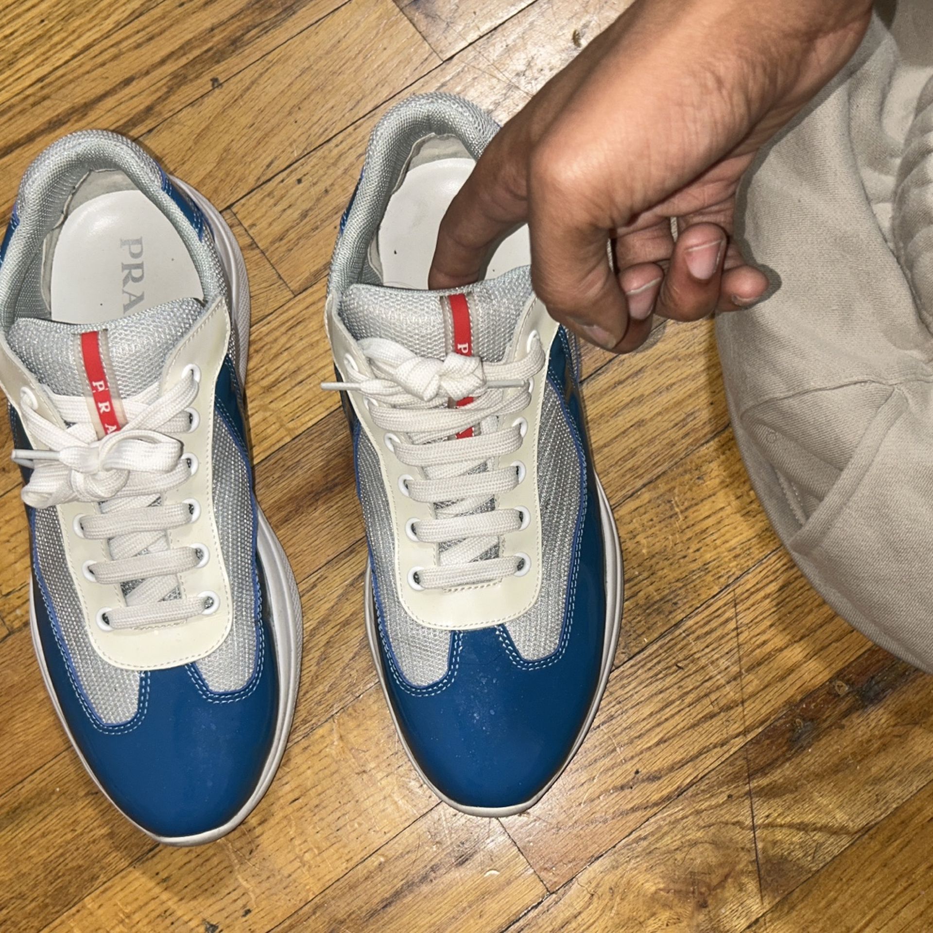 Prada Shoe Color Royal Blue (Size 9). (NO TRADES)