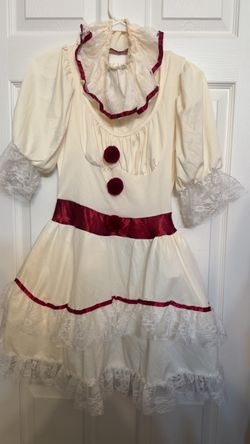 Costume