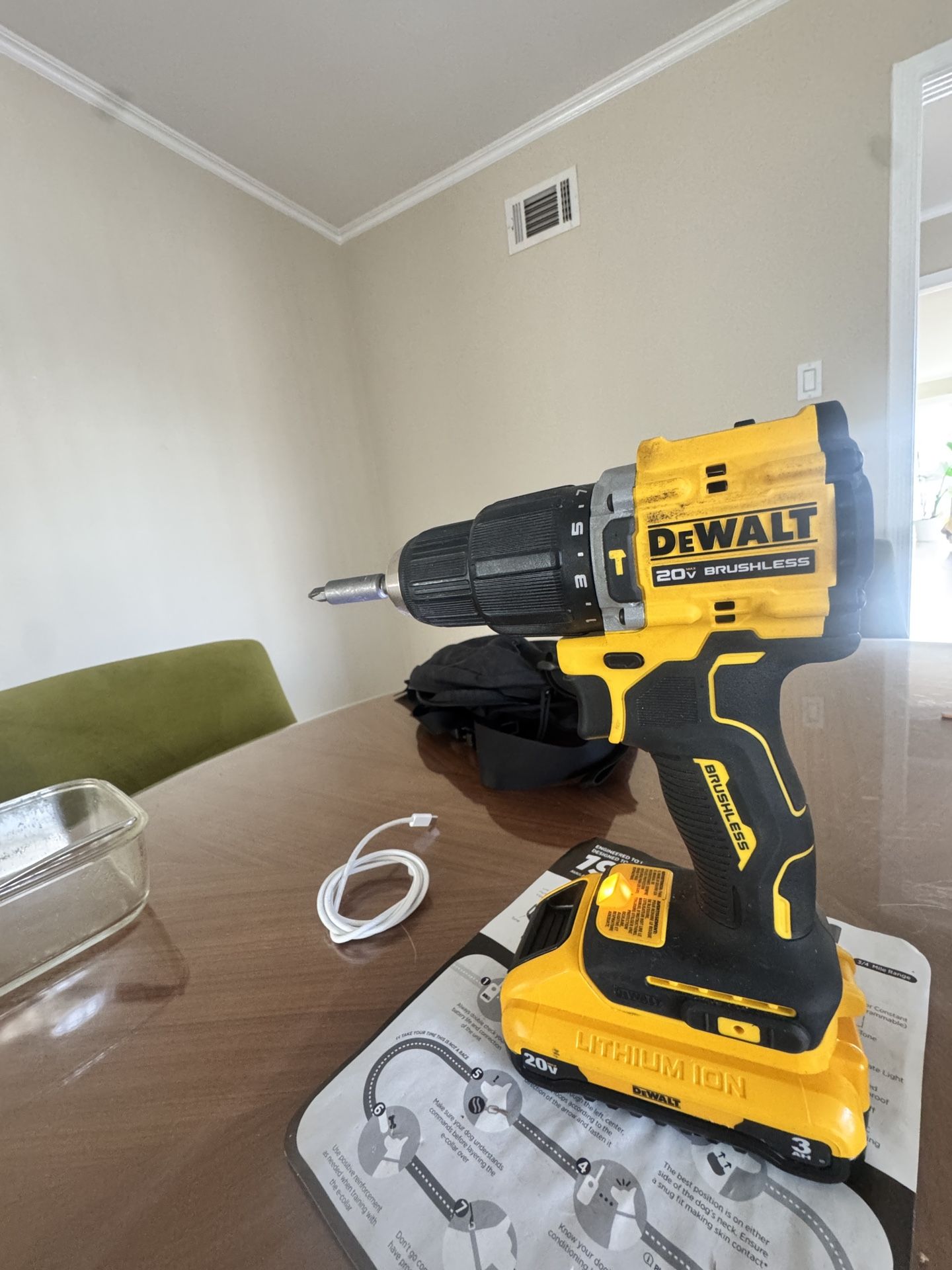 Dewalt drill + 3AH Battery