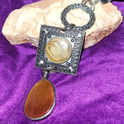 Cool, Stylish Chunky Necklace 