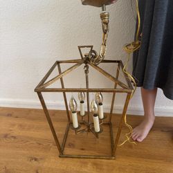 Vintage Gold Lantern-Style Chandelier - 4 Light