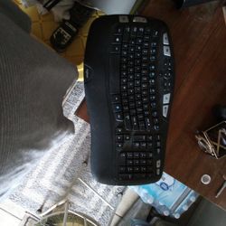 Logitech Ergonomic K350 Bluetooth Keyboard
